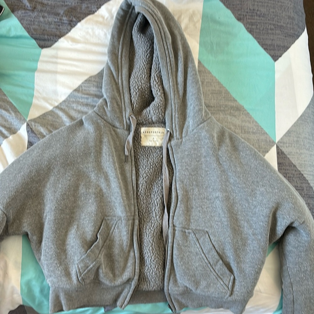 Crop sweater
